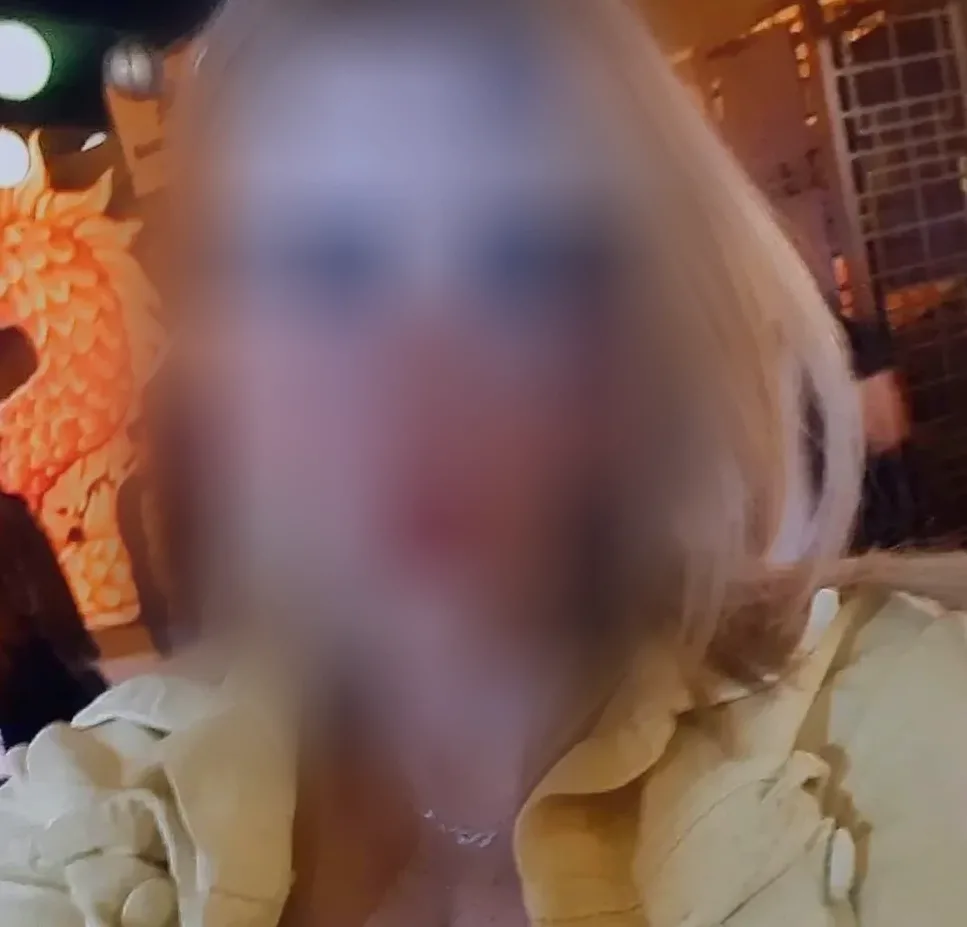 Annika, 35
