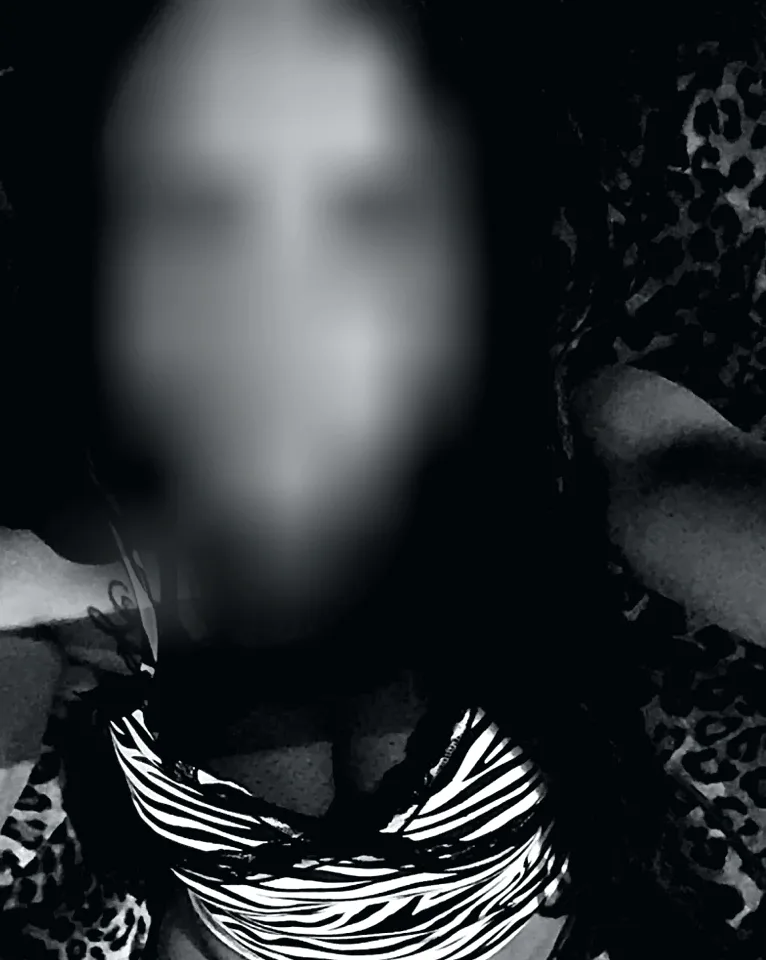 Bianca, 35