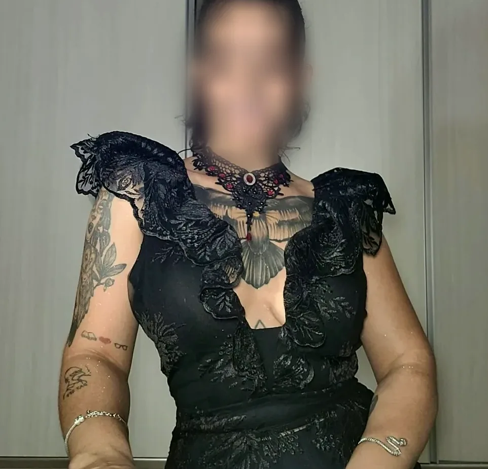 Büsra, 30