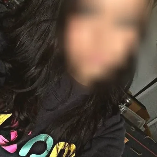Carla, 26