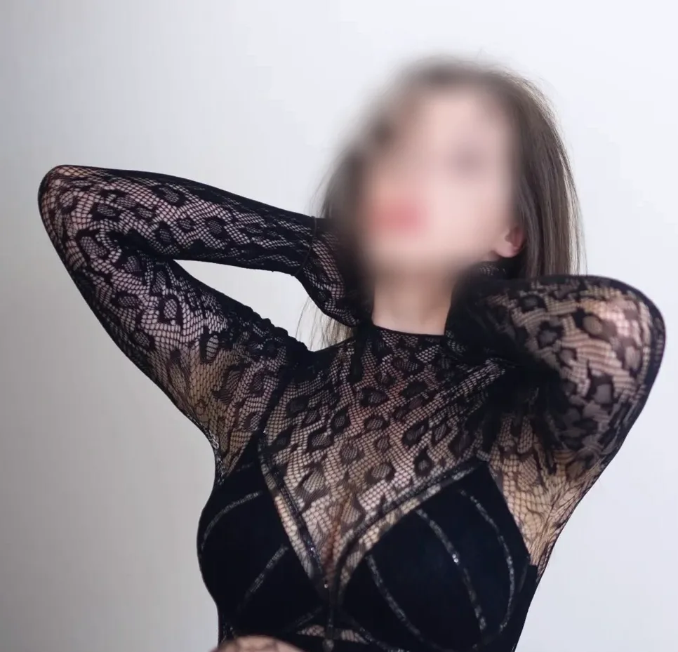 Pia, 26